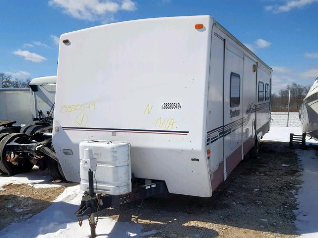 4YDT3352232207685 - 2002 KEYSTONE MONTANA WHITE photo 2