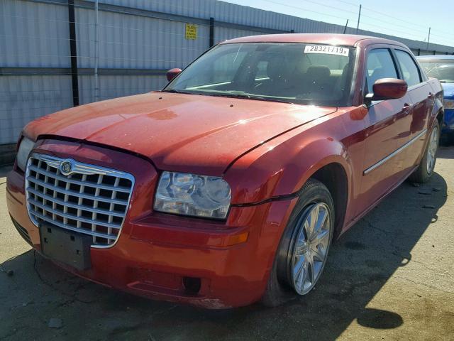 2C3LA43R58H123834 - 2008 CHRYSLER 300 LX RED photo 2