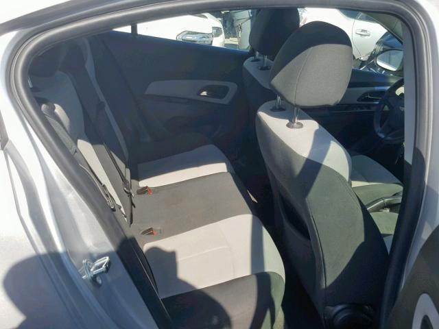 1G1PC5SH6B7291094 - 2011 CHEVROLET CRUZE LS SILVER photo 6