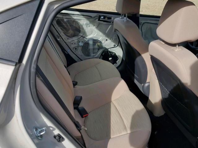 KMHCT4AE4GU167370 - 2016 HYUNDAI ACCENT SE BEIGE photo 6