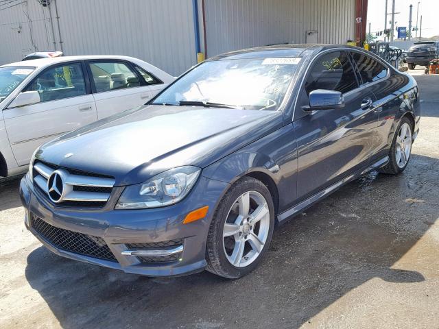 WDDGJ4HBXDG000938 - 2013 MERCEDES-BENZ C 250 BLUE photo 2