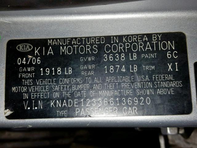 KNADE123366136920 - 2006 KIA RIO SILVER photo 10