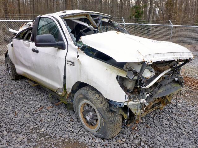 5TFDW5F19CX241788 - 2012 TOYOTA TUNDRA CRE WHITE photo 3