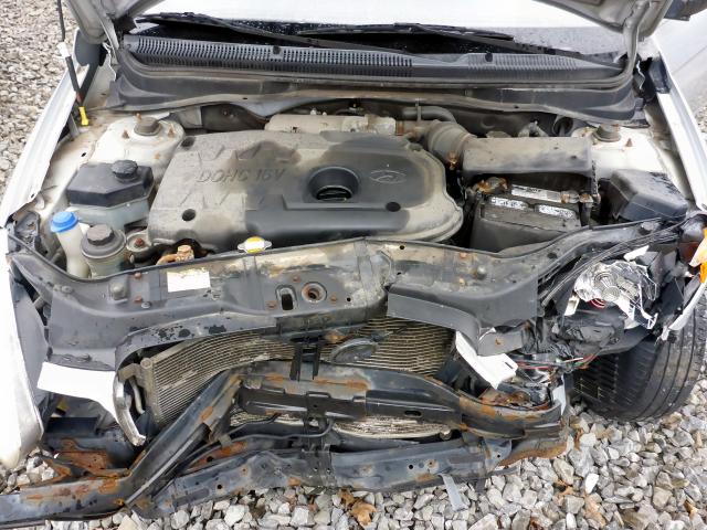 KMHCM36C58U095126 - 2008 HYUNDAI ACCENT GS SILVER photo 9