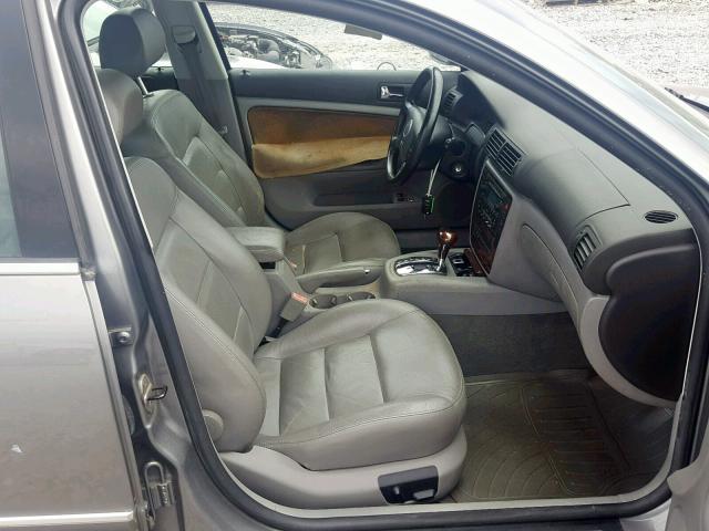 WVWTH63B03P437384 - 2003 VOLKSWAGEN PASSAT GLX 灰色 照片 5