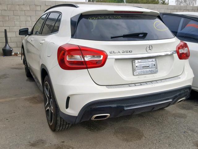 WDCTG4EB4GJ252438 - 2016 MERCEDES-BENZ GLA 250 WHITE photo 3