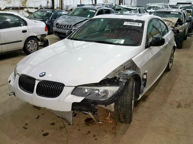 WBAKG1C55DJ217946 - 2013 BMW 335 I SULE WHITE photo 2