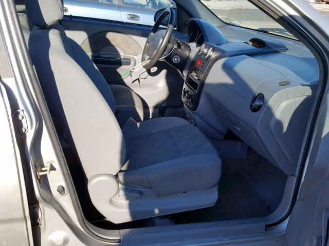 KL1TD52625B477404 - 2005 CHEVROLET AVEO BASE Күміс фото 5