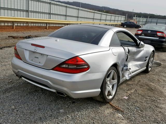 WDBSK71F69F143669 - 2009 MERCEDES-BENZ SL 550 SILVER photo 4