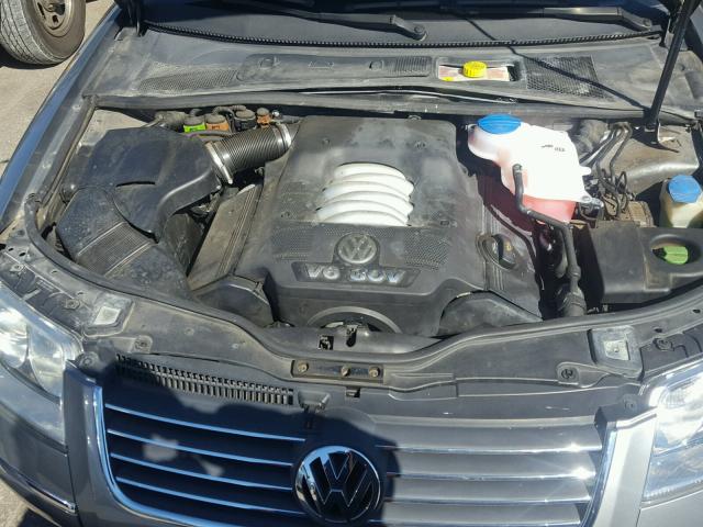 WVWRU63B15E051741 - 2005 VOLKSWAGEN PASSAT GLX GRAY photo 7