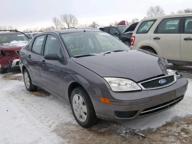 1FAFP34N56W182495 - 2006 FORD FOCUS ZX4 GRAY photo 1