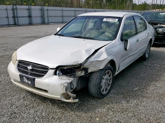 JN1CA31D2YT549242 - 2000 NISSAN MAXIMA GLE WHITE photo 2