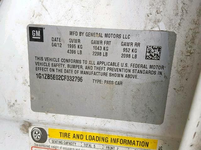 1G1ZB5E02CF332796 - 2012 CHEVROLET MALIBU LS WHITE photo 10