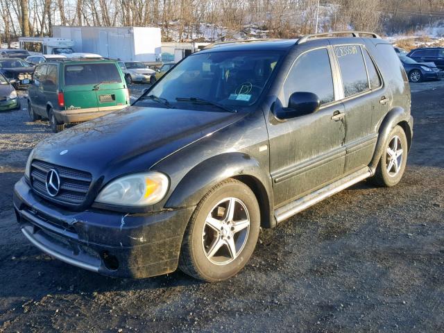 4JGAB54E91A251561 - 2001 MERCEDES-BENZ ML 320 BLACK photo 2