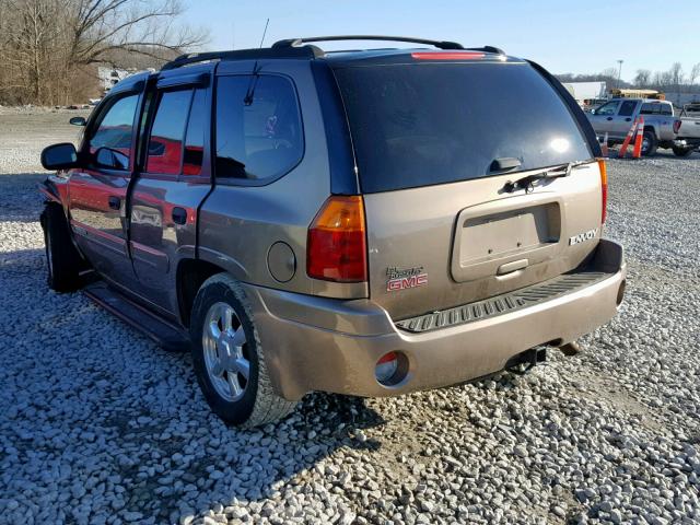 1GKDT13S132176810 - 2003 GMC ENVOY GOLD photo 3