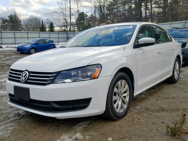 1VWAT7A38FC006193 - 2015 VOLKSWAGEN PASSAT S WHITE photo 2