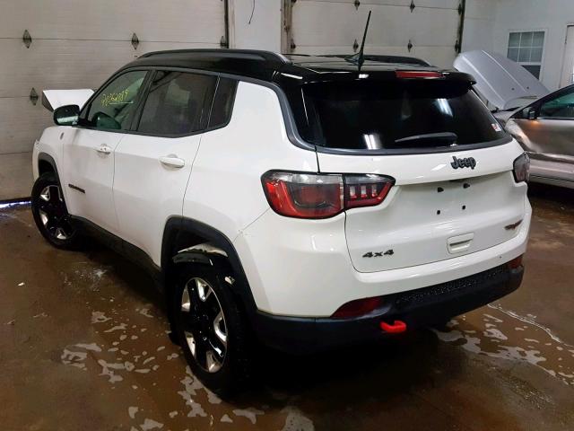 3C4NJDDB2HT597611 - 2017 JEEP COMPASS TR WHITE photo 3