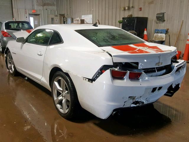 2G1FK1EJ8B9106838 - 2011 CHEVROLET CAMARO 2SS WHITE photo 3