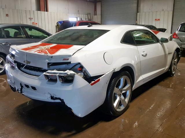 2G1FK1EJ8B9106838 - 2011 CHEVROLET CAMARO 2SS WHITE photo 4