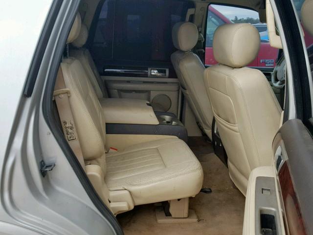 5LMFU27R63LJ44727 - 2003 LINCOLN NAVIGATOR Gümüş foto 6