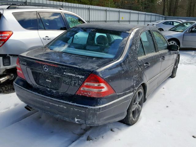 WDBRF40J75F616349 - 2005 MERCEDES-BENZ C 230K SPO BLUE photo 4