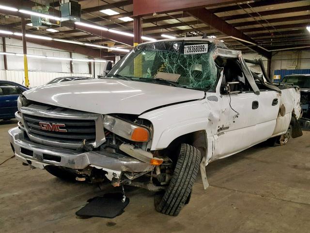 1GTHK33D06F205725 - 2006 GMC NEW SIERRA WHITE photo 2