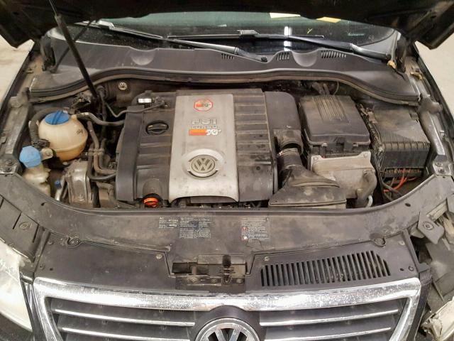 WVWAK73C98E171907 - 2008 VOLKSWAGEN PASSAT KOM BLACK photo 7