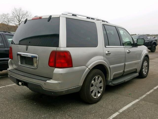 5LMFU28R73LJ45223 - 2003 LINCOLN NAVIGATOR SILVER photo 4