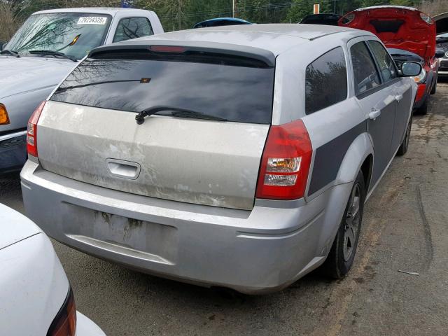 2D4FV47V96H326195 - 2006 DODGE MAGNUM SXT TWO TONE photo 4