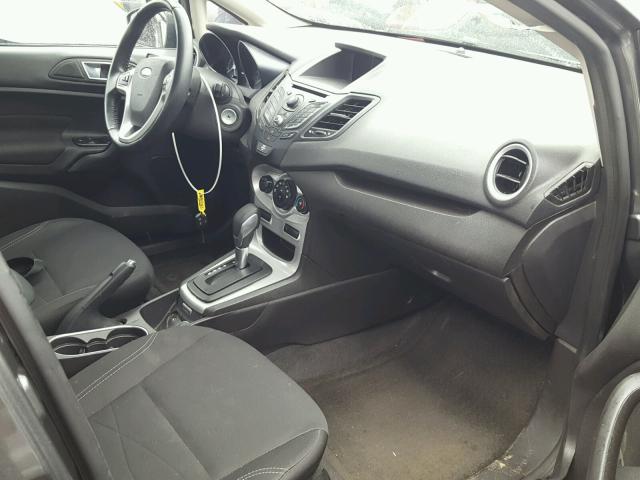 3FADP4BJ9FM110762 - 2015 FORD FIESTA SE GRAY photo 5