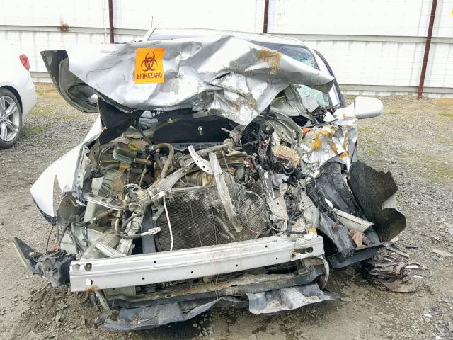 JTKDE177050039232 - 2005 TOYOTA SCION TC SILVER photo 9