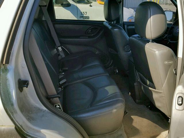 4F2CZ06104KM06129 - 2004 MAZDA TRIBUTE ES 银色 照片 6