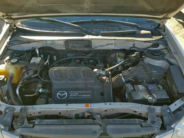 4F2CZ06104KM06129 - 2004 MAZDA TRIBUTE ES 银色 照片 7