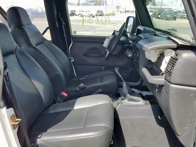 1J4FA29116P782317 - 2006 JEEP WRANGLER / WHITE photo 5