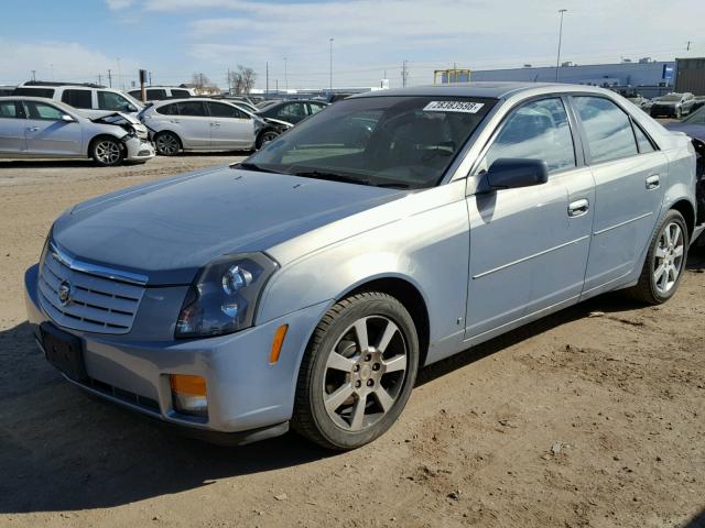 1G6DP577570107135 - 2007 CADILLAC CTS HI FEA SILVER photo 2