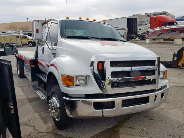 3FRNX65C98V058881 - 2008 FORD F650 SUPER WHITE photo 1