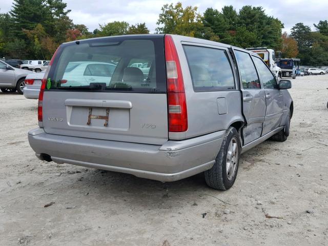 YV1LW55A9X2619540 - 1999 VOLVO V70 SILVER photo 4