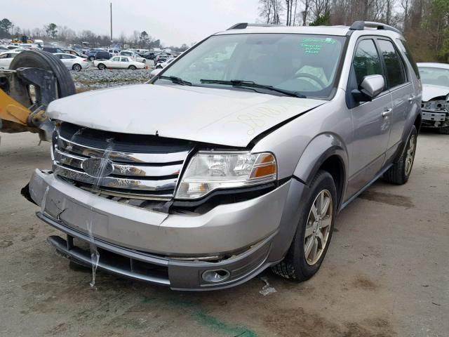 1FMDK02W28GA24845 - 2008 FORD TAURUS X S SILVER photo 2