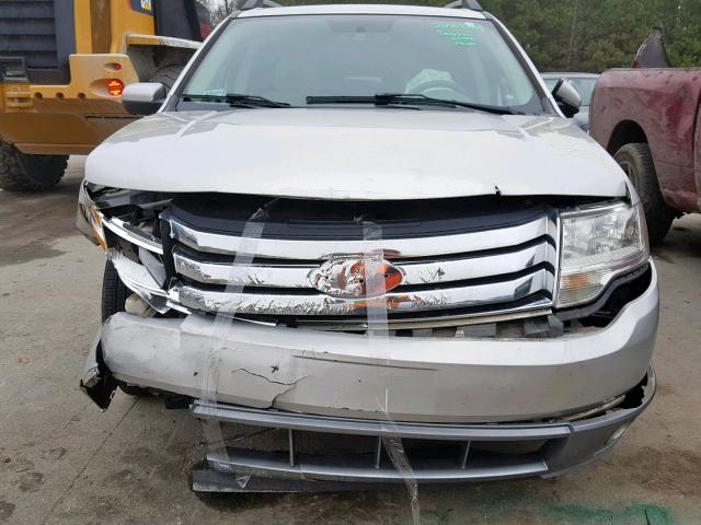 1FMDK02W28GA24845 - 2008 FORD TAURUS X S SILVER photo 9