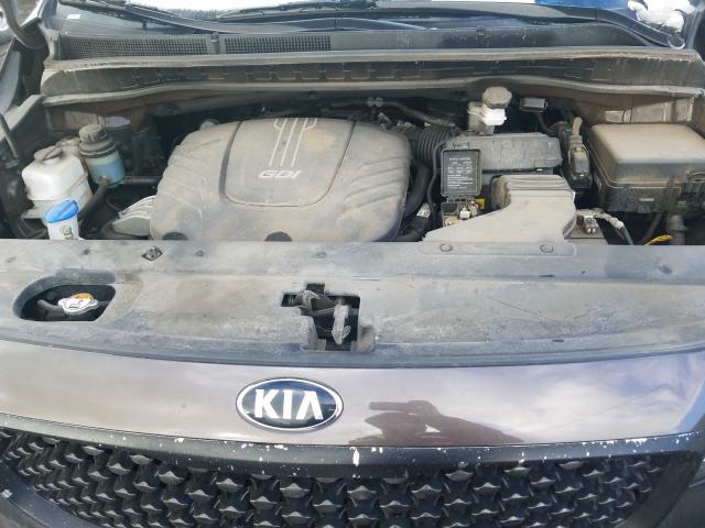 KNDMB5C19H6251959 - 2017 KIA SEDONA LX  photo 7