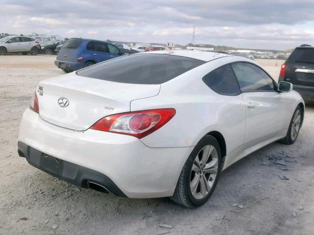 KMHHT6KD6AU028517 - 2010 HYUNDAI GENESIS CO WHITE photo 4