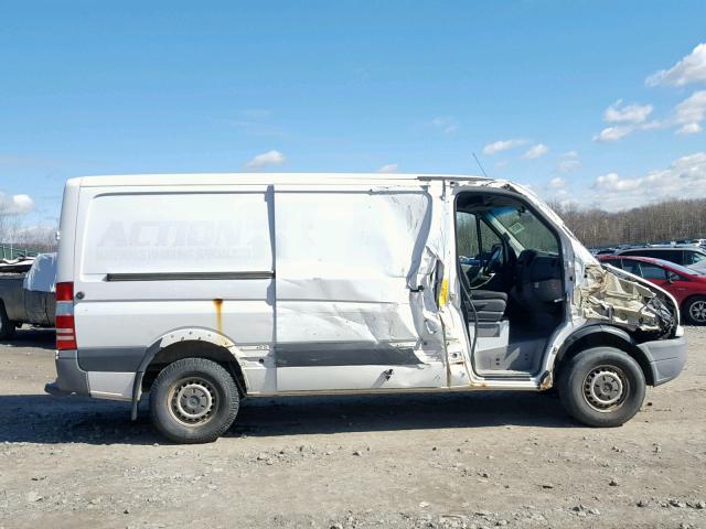 WD3PE7CC0C5638040 - 2012 MERCEDES-BENZ SPRINTER 2 WHITE photo 9