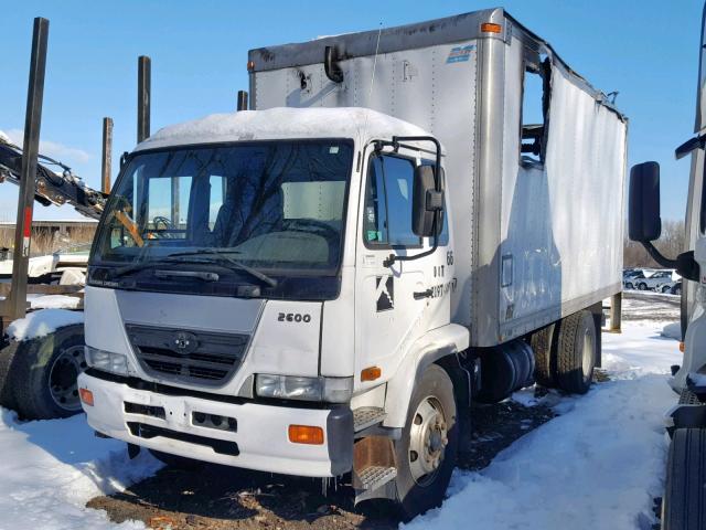 JNAPA80H67AK60393 - 2007 NISSAN DIESEL UD2600 WHITE photo 2