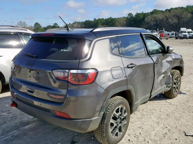 3C4NJDDBXKT619331 - 2019 JEEP COMPASS TR GRAY photo 4