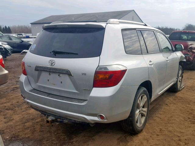 JTEES43A882095298 - 2008 TOYOTA HIGHLANDER SILVER photo 4