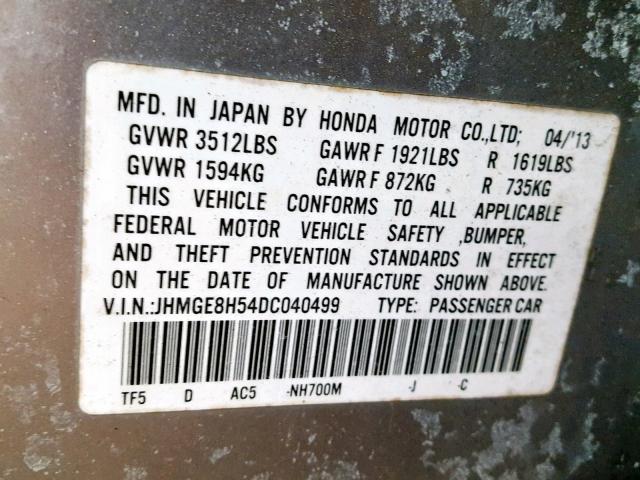 JHMGE8H54DC040499 - 2013 HONDA FIT SPORT SILVER photo 10