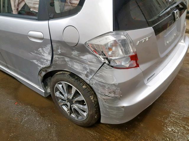 JHMGE8H54DC040499 - 2013 HONDA FIT SPORT SILVER photo 9