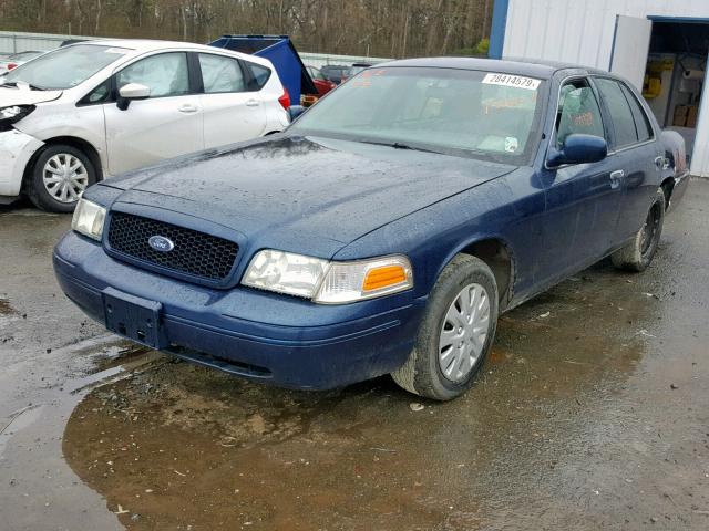 2FAFP71W6WX151667 - 1998 FORD CROWN VICT BLUE photo 2