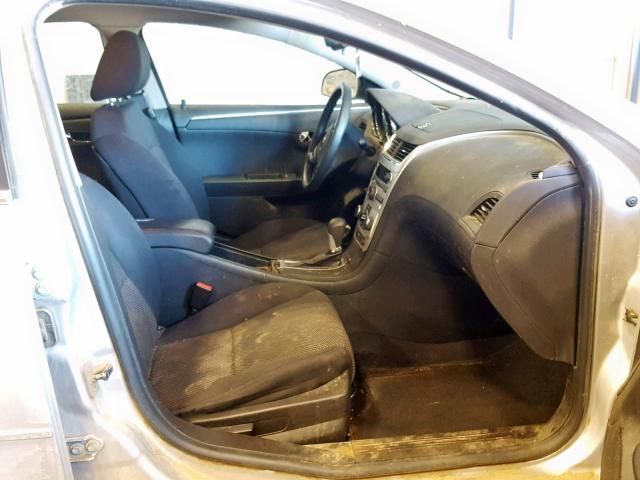 1G1ZC5E07CF212795 - 2012 CHEVROLET MALIBU 1LT SILVER photo 5