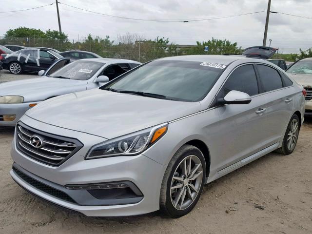 5NPE34AB7HH575361 - 2017 HYUNDAI SONATA SPO SILVER photo 2